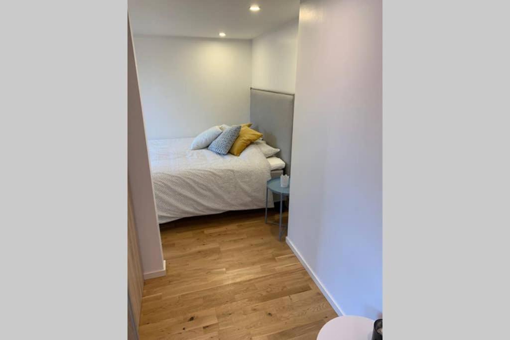 Nyrenoverat Kaellarlaegenhet Apartment Ljungskile Luaran gambar
